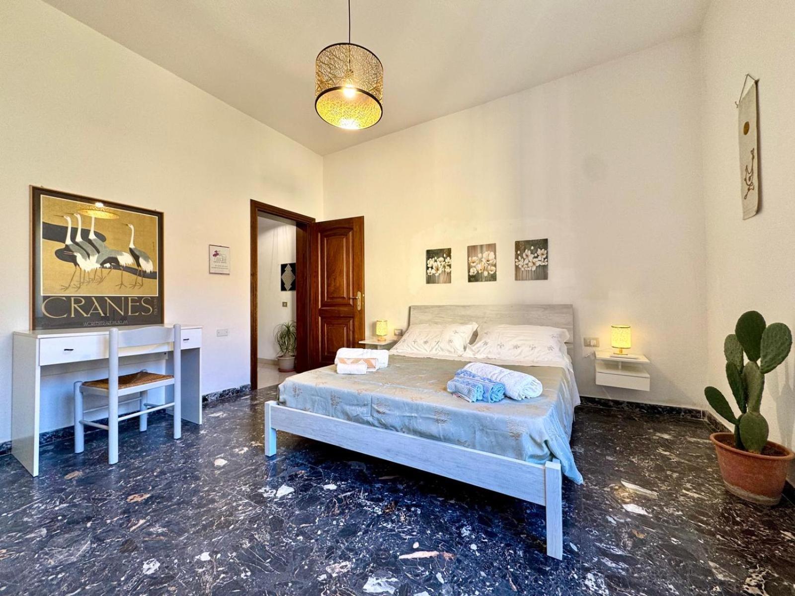 Orchid House Apartment Бари Сардо Екстериор снимка