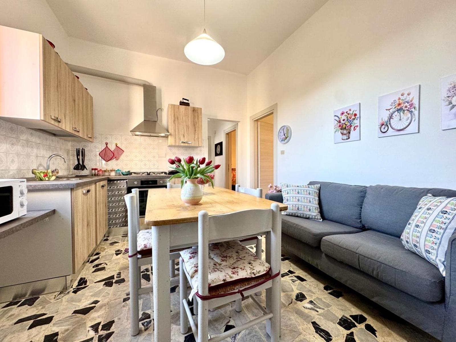 Orchid House Apartment Бари Сардо Екстериор снимка