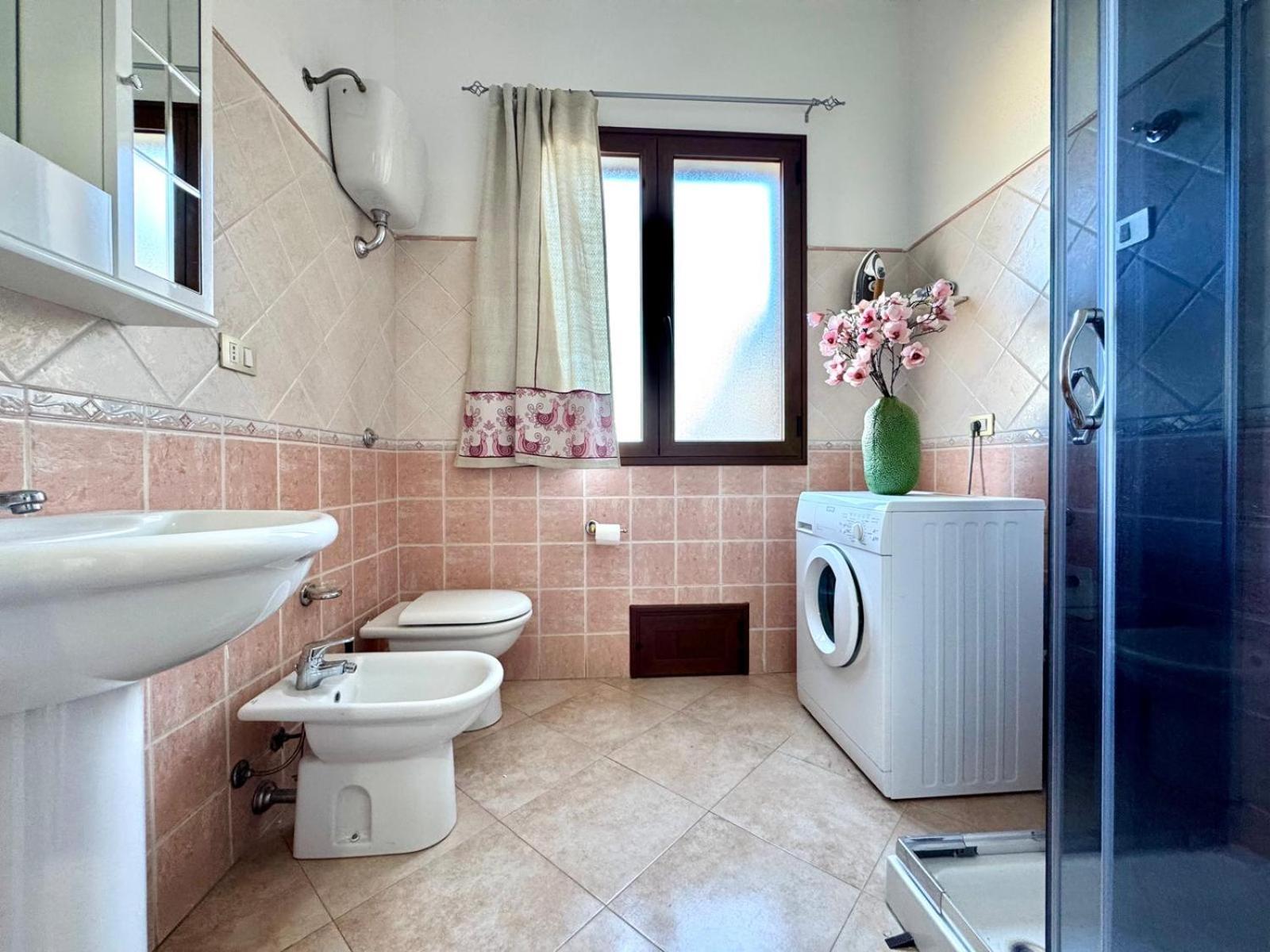 Orchid House Apartment Бари Сардо Екстериор снимка